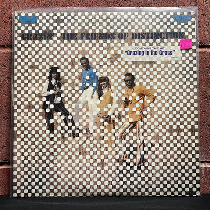 Used Vinyl: Friends of Distinction "Grazin'" LP (1969 pressing)